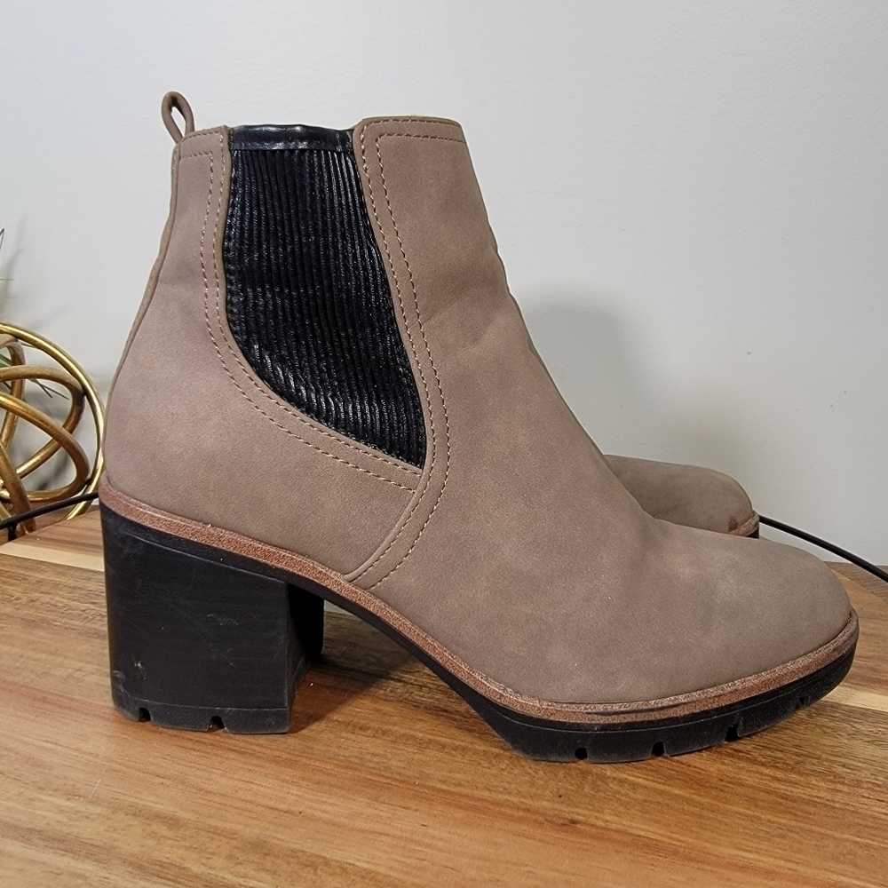 Naturalizer Madalynn Gore Boot Size 9.5 - Picture 4 of 17